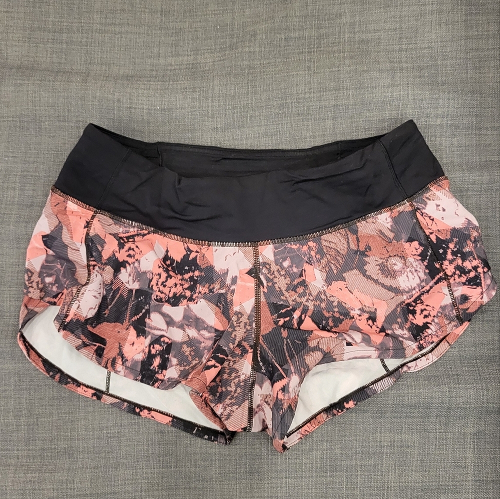 lululemon Speed Up Low-Rise Lined Short 2.5"